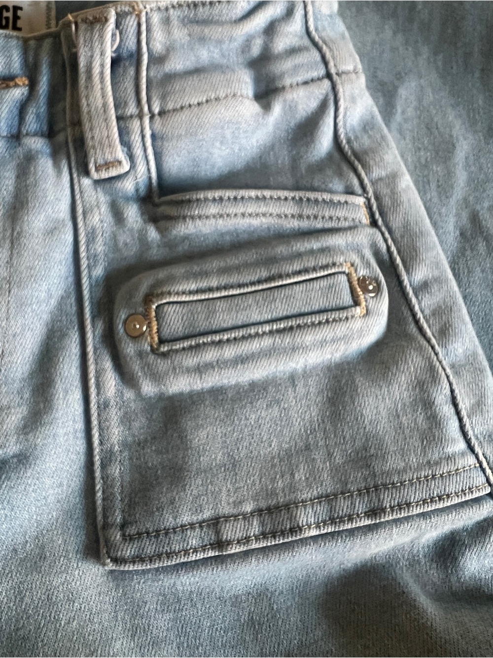 PAIGE Light Blue High-Rise (ANESSA) PETITE SIZE 25 Wide-Leg Jeans - Picture 8 of 13